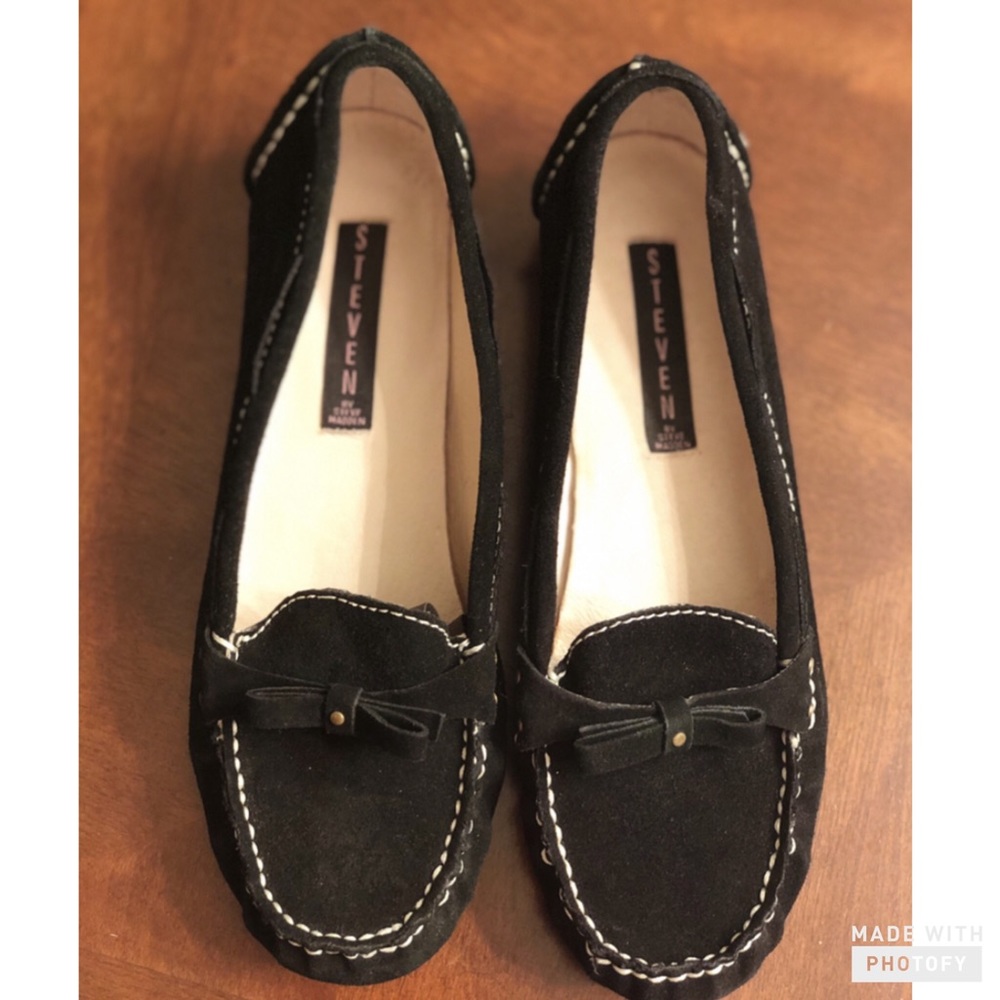 STEVEN Steve Madden Black Suede Loafer Moccasins